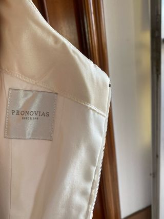Vestido de novia crema 38-40