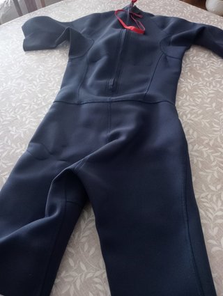 Traje de neopreno corto