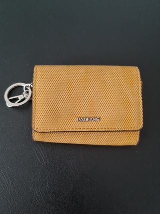 Monedero pequeño Parfois Mostaza
