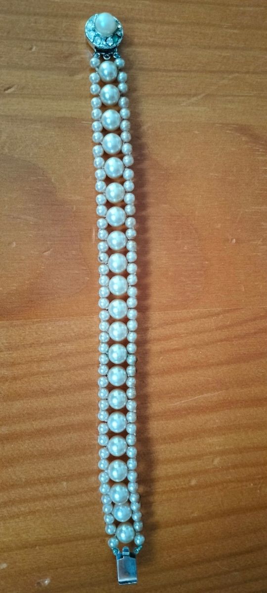 Preciosa pulsera perlas