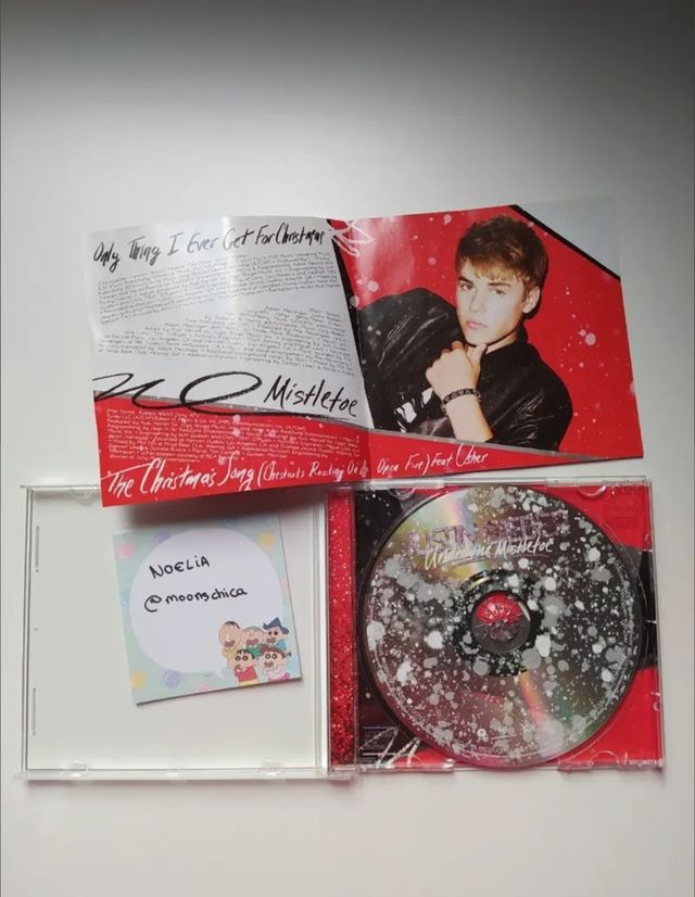 Justin Bieber Álbum: Under the Mistletoe