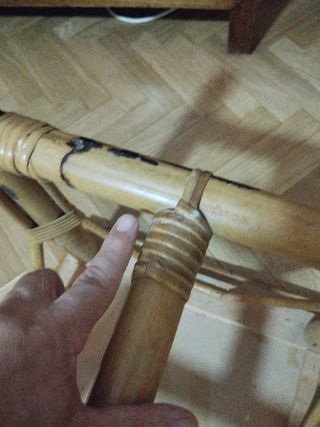 Mesita mimbre (grueso) y azulejo