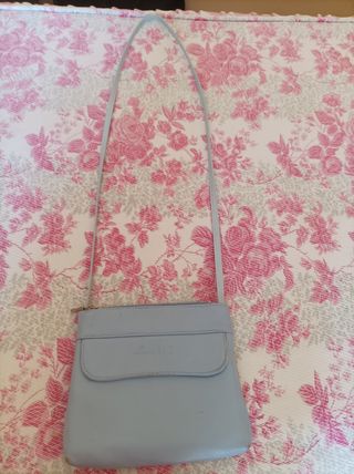 Bolso de piel. Moda España 