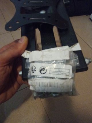 Soporte pared para TV pequeñas vesa 75x75 100x100