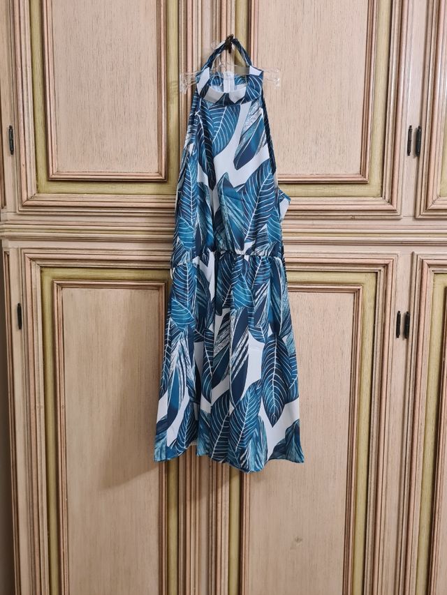 Vestito estivo no spalle collo americana