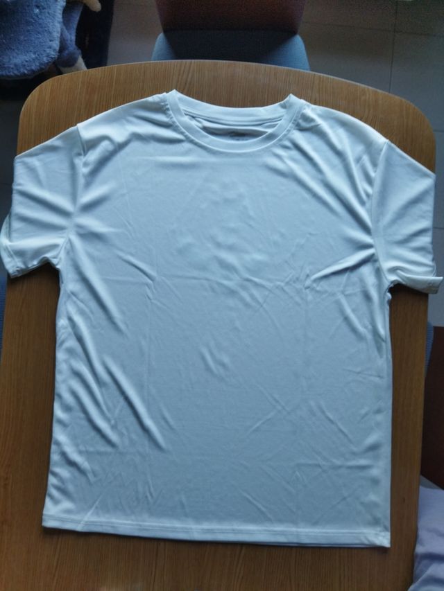 Camiseta blanca con estampado SHEIN