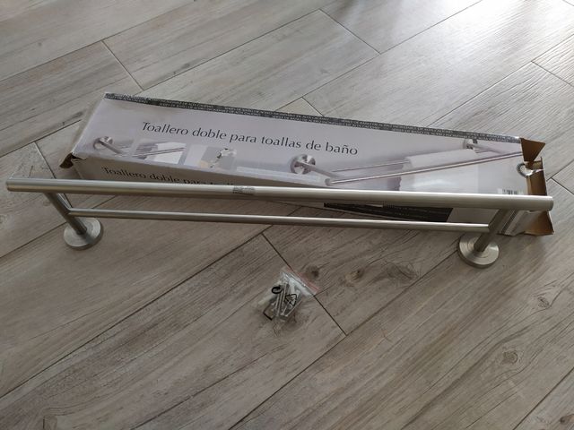 Toallero doble SIN ESTRENAR