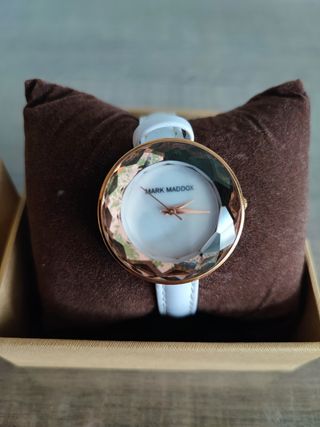 Reloj mujer marca Mark Maddok