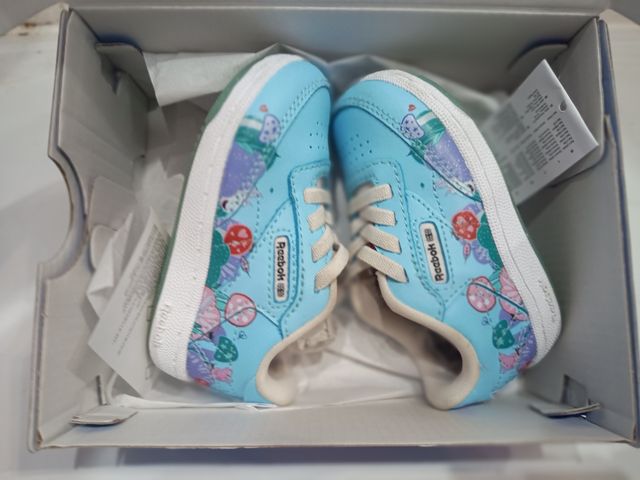 Zapatillas Reebok Peppa T.20 Pig Club C en caja