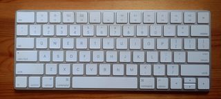 Teclado Apple A1644