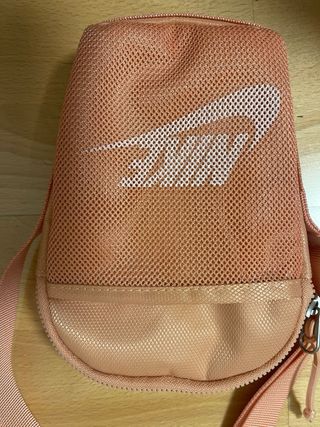 Bolso cruzado nike rosa/salmon
