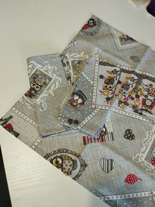 Quadrotti di stoffa con stampa Gufo