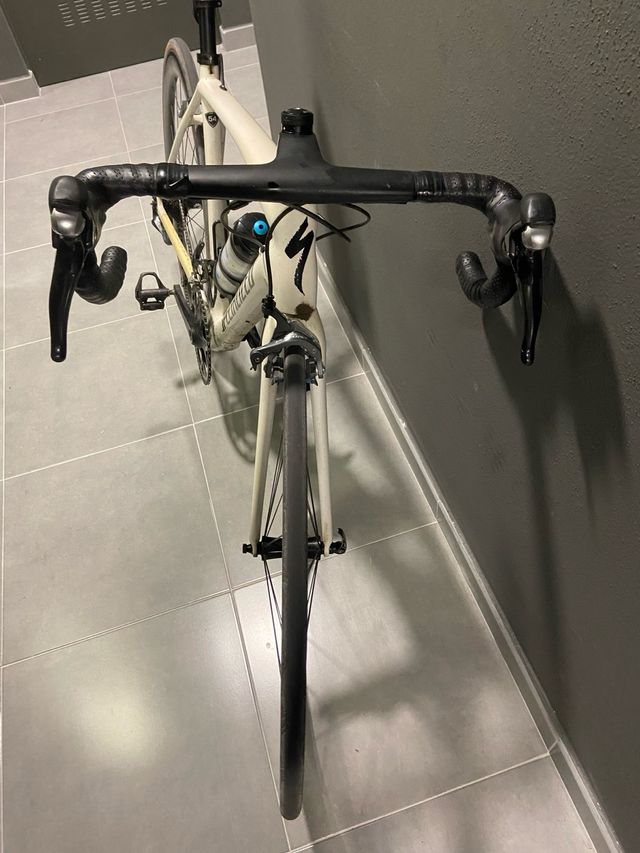 Vendo bici specialiced carbono