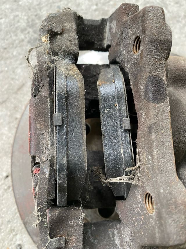 Pinza trasera e46 320d