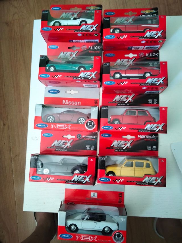 Lote 9 coches Welly 1/36