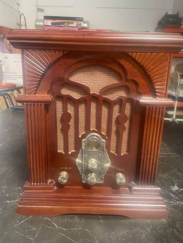 Radio clasica antigua