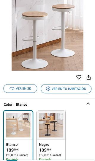 Taburetes blancos con madera
