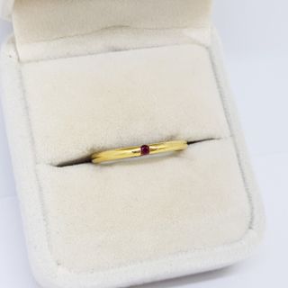 Anillo Oro 18K con Rubí