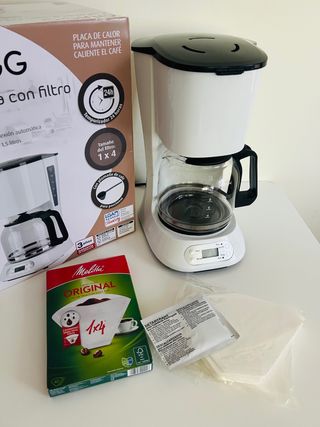 Cafetera de jarra + filtros de regalo