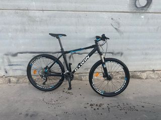 Bicicleta Btwin Rockrider 560