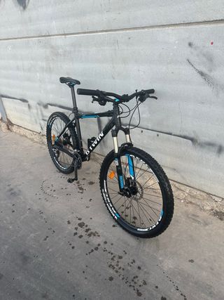 Bicicleta Btwin Rockrider 560