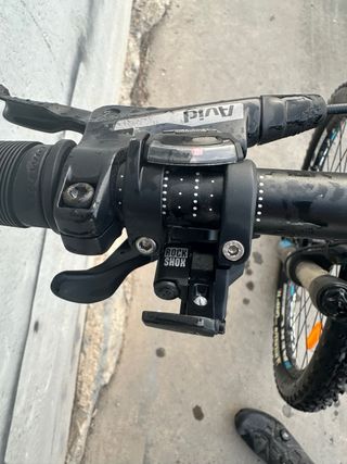Bicicleta Btwin Rockrider 560