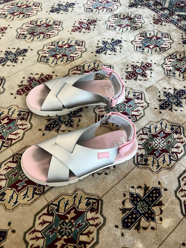 Zapatos/sandalias Camper t.33