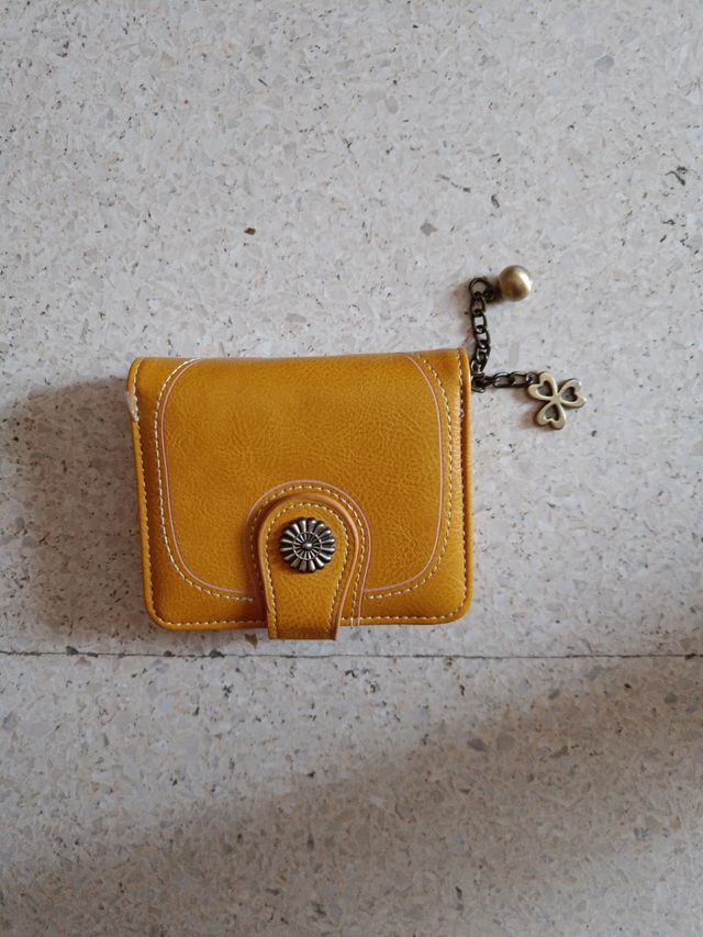 Cartera Amarilla Mujer