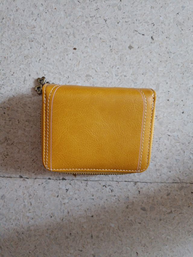 Cartera Amarilla Mujer