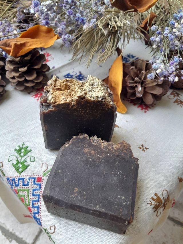 Jabón artesanal de platano y aguacate