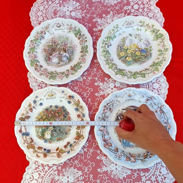 Set piatti stagioni Brambly Hedge
