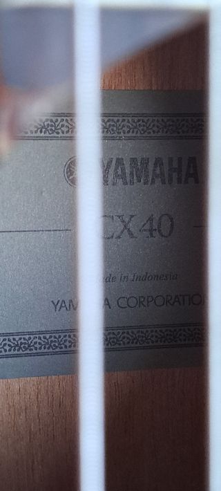 Guitarra yamaha cx40