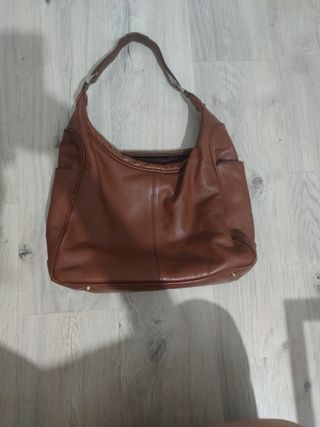 Bolso marrón de cuero