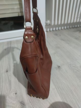 Bolso marrón de cuero