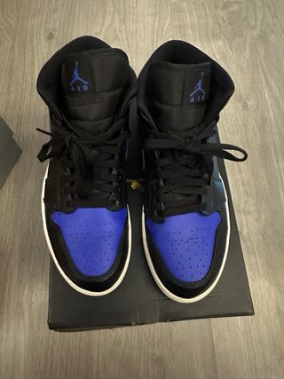 Jordan 1 mid