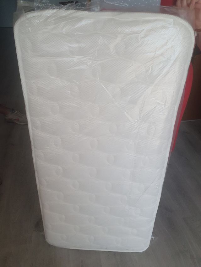 Colchon de cuna nuevo