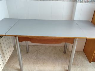 Mesa de cocina extensible 