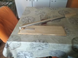 maquina de partir almendras