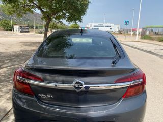 Opel Insignia  diciembre 2013.