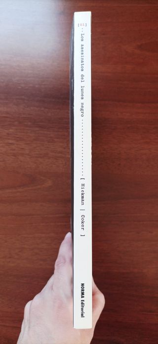 Los asesinatos del lunes negro Vol 1-Norma