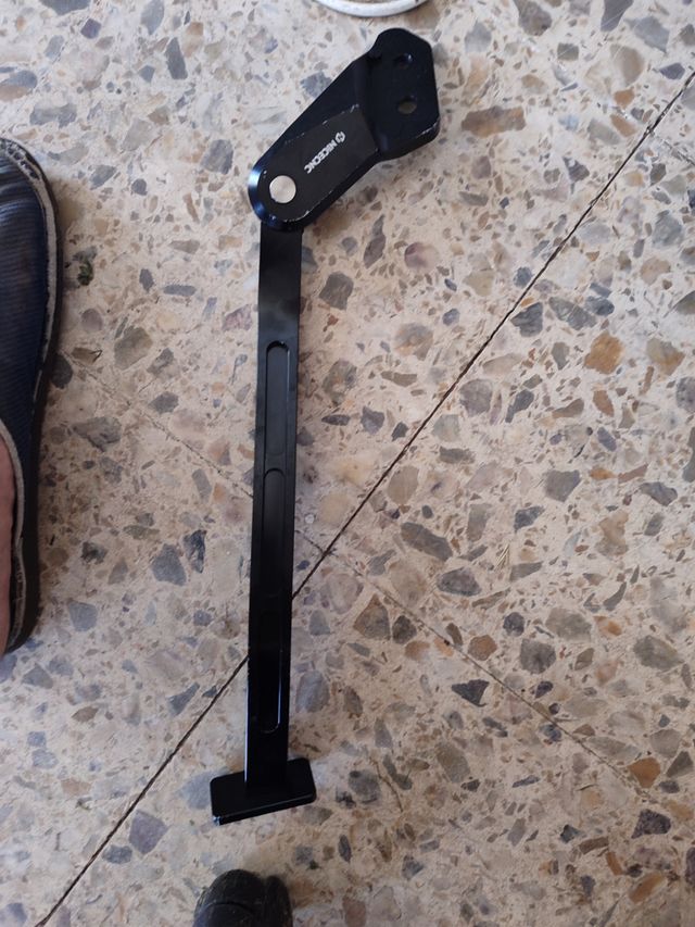 Pata cabra soporte lateral