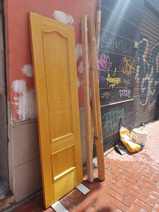 Puerta madera pino
