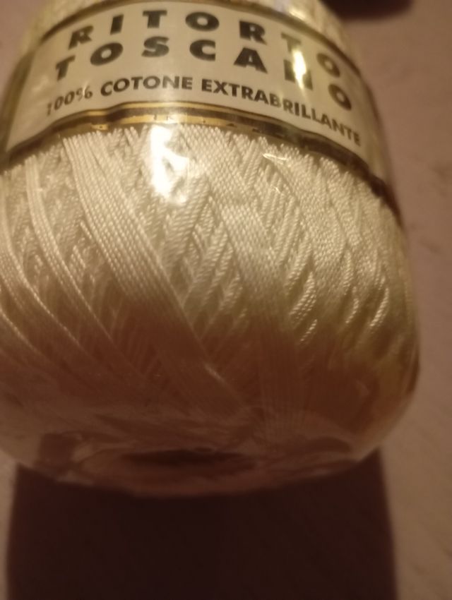 Gomitolo cotone bianco