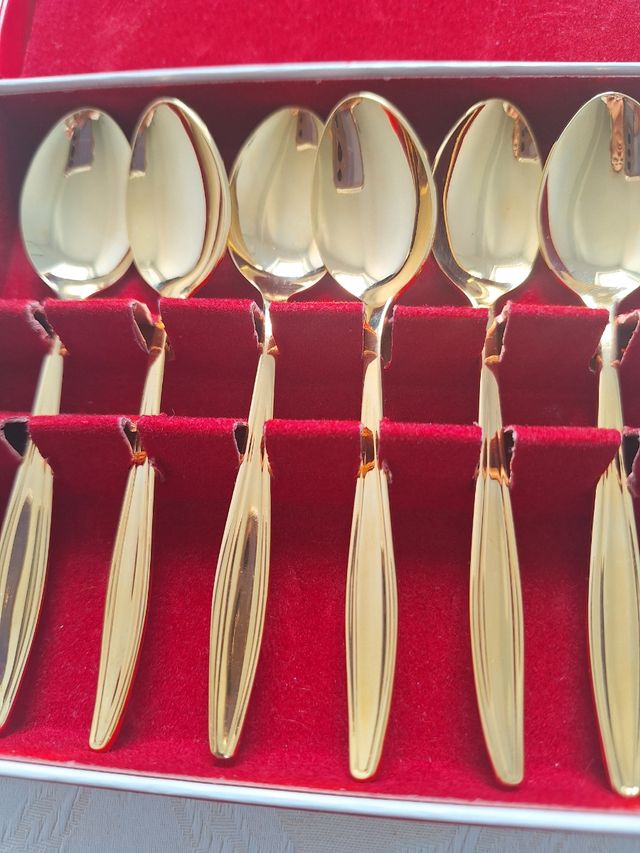 Cucharilla de postre o cafe