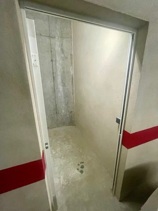 Garaje y trastero en venta