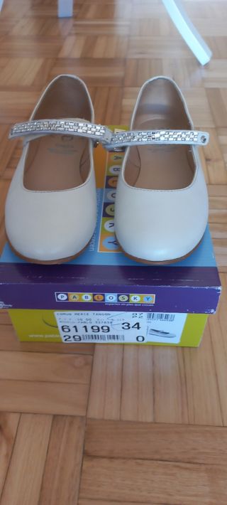 VESTIDO DE COMUNIÓN 2024