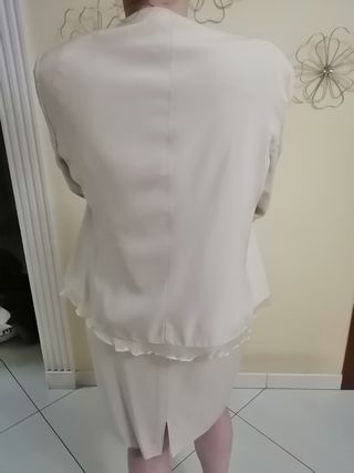 Completo 3 pezzi con gonna