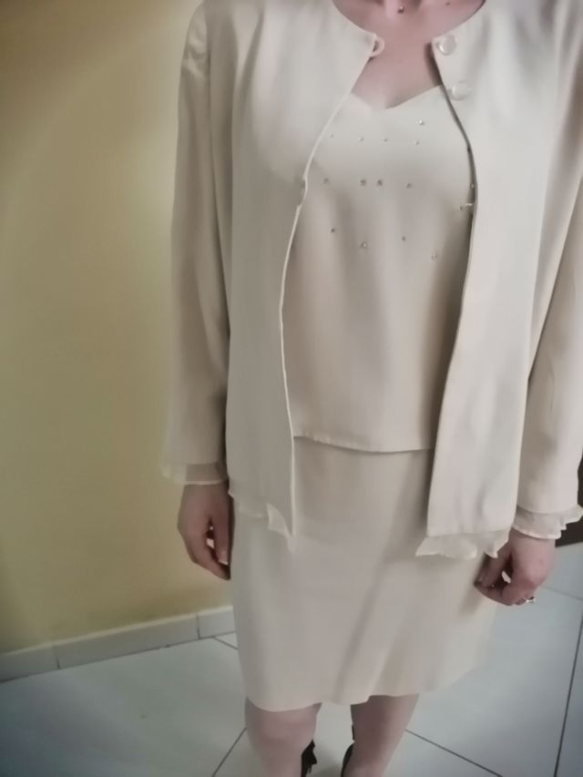 Completo 3 pezzi con gonna