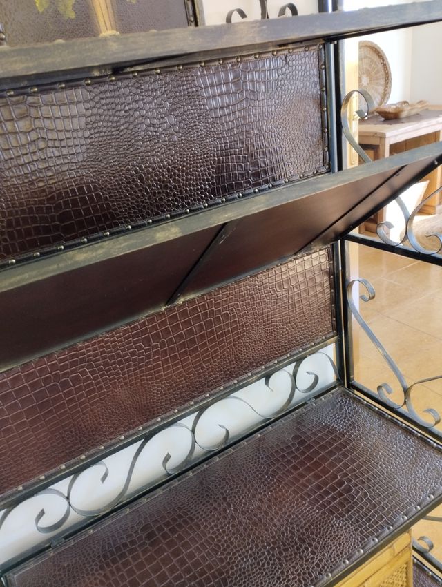 Estantería Forja y Piel