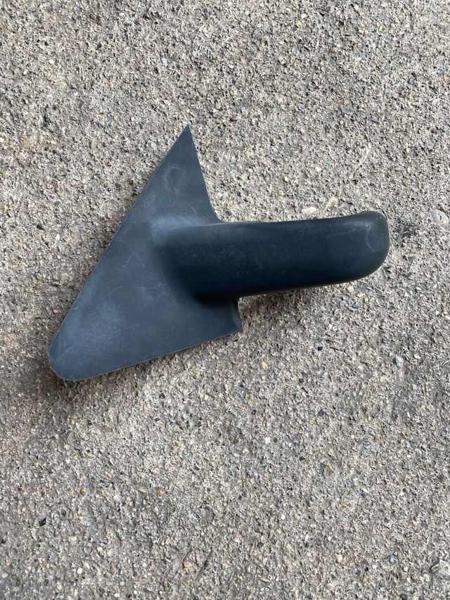 Moldura retrovisor izquierdo new beetle 1999